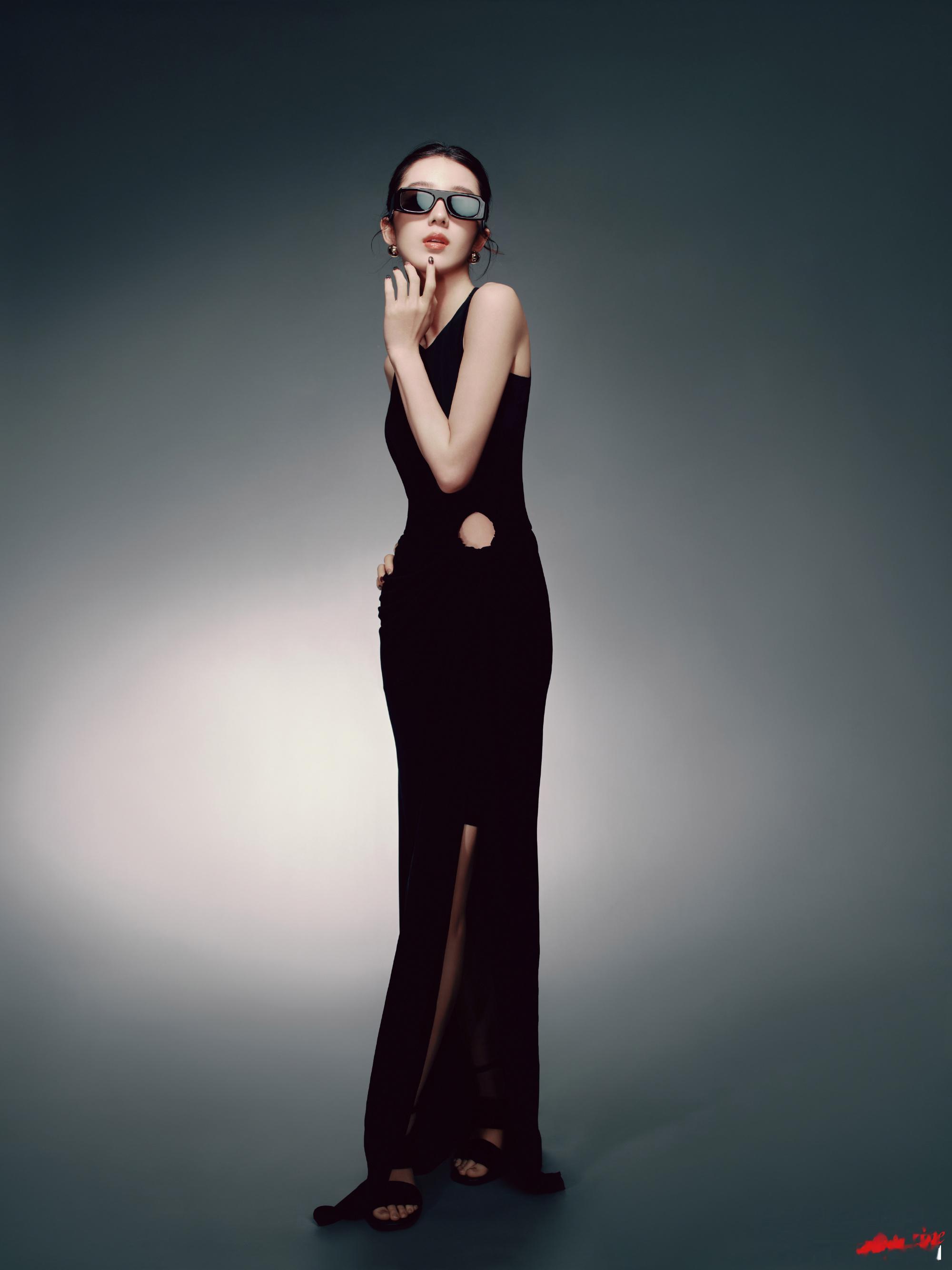 万鹏清冷摩登大片丨MODEmagazinex万鹏