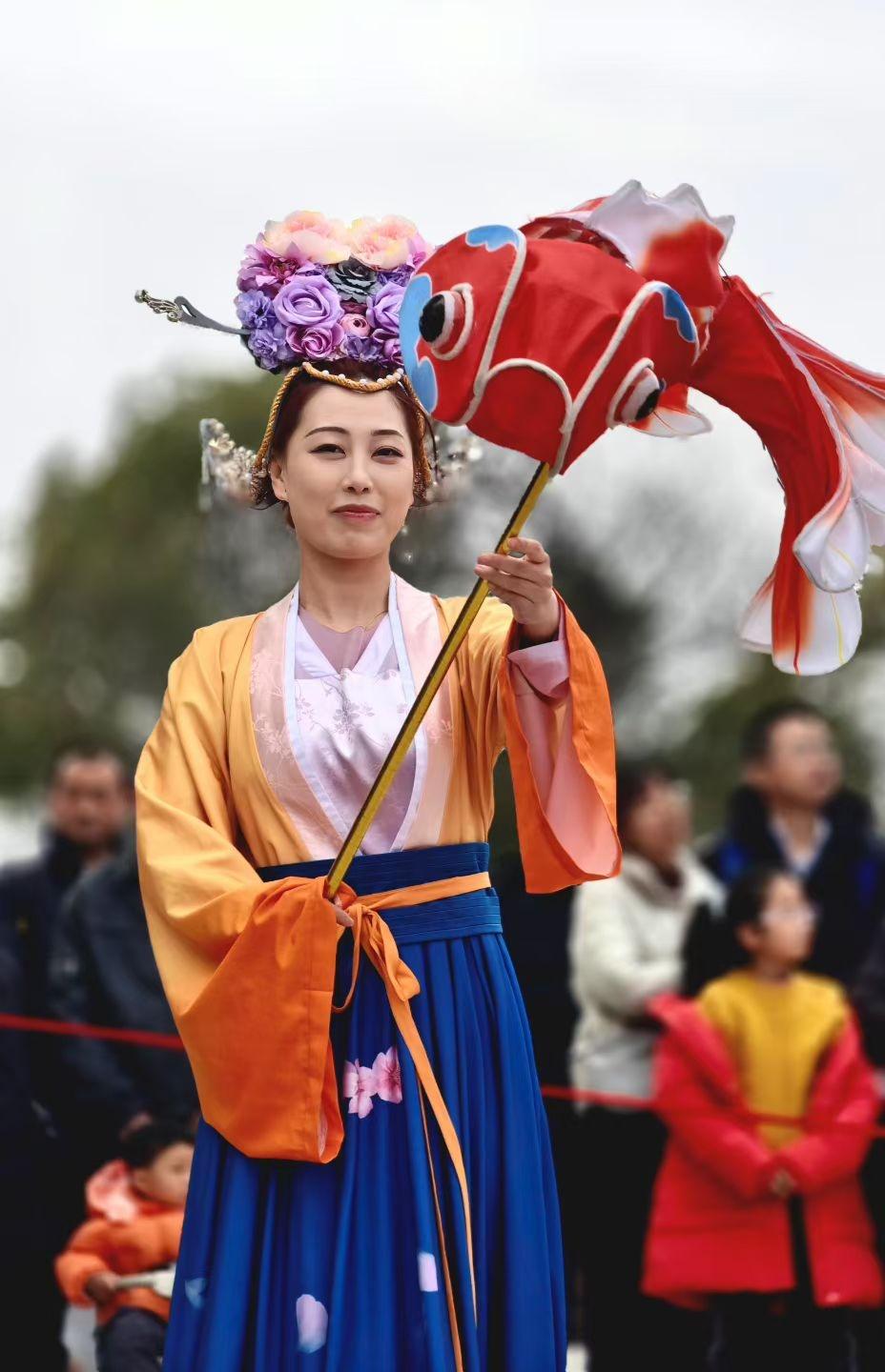 人生最幸福的事，不是活得像别人，而是活得更像自己我们这一辈子，总是很容易被