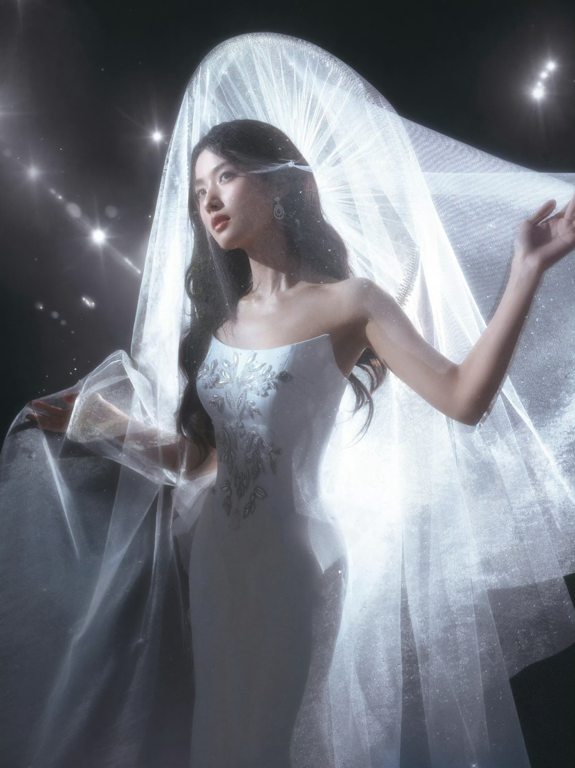 女明星今日红毯造型明星今日红毯造型我丢！！！今天微博之夜的造型太美啦！！娱乐