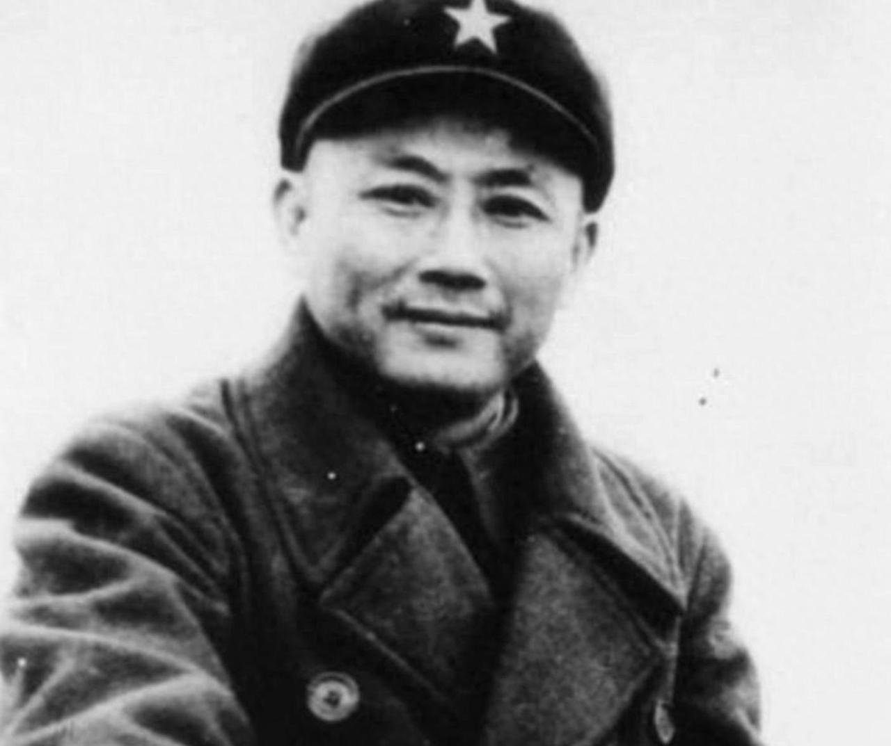 1941年下午，刚刚吃完午饭的莫文骅，早早地回到了自己的办公室，原本以为，这是一