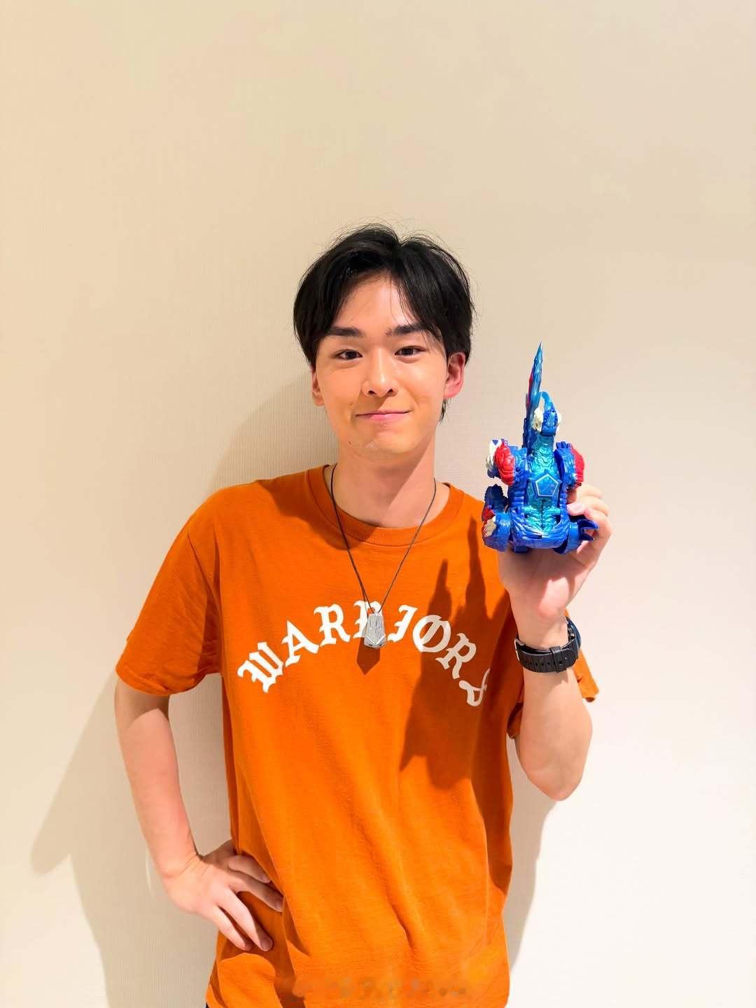 【奥特曼演员相关】吉田晴登更新。IG昨日の「ウルトラヒーローズTHELIVE