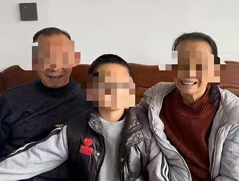 广西这起老人丧子之后，鉴定出孙子不是亲生的案件，真的挺令人煎熬的！大孙子不是