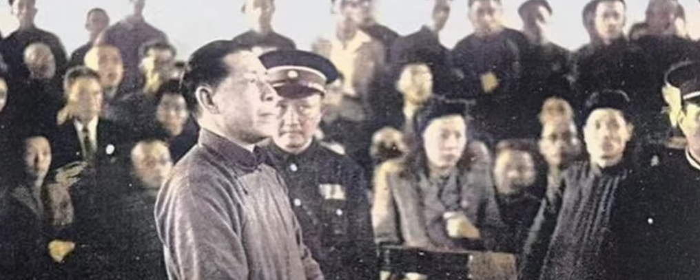 1946年，汉奸<em>陈公博</em>，被枪毙的现场，临刑前他对身边的狱警说道：我有钢笔一支，