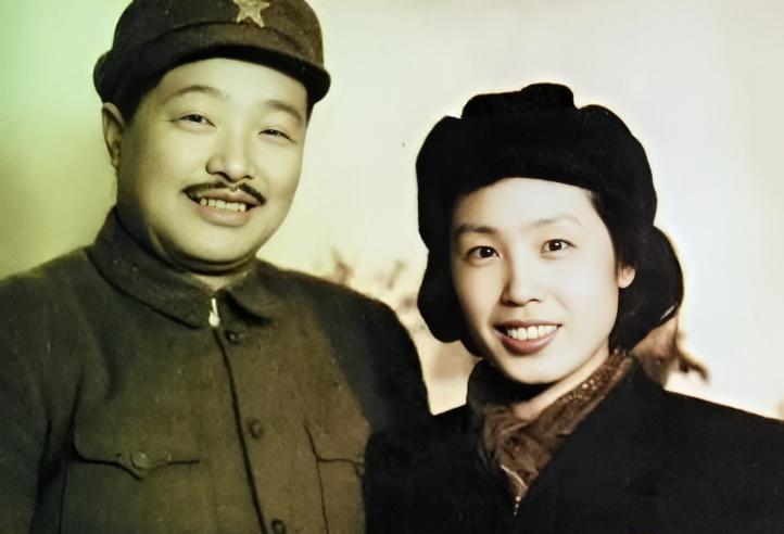 1969年，在经历了惨无人道的折磨之后，贺龙含冤而死，然而，他的妻子薛明却并没有