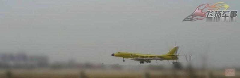 收集一下轰-6K挂六枚巡航导弹的“飞行图”，印象中实在太少见了。图1：图2：AV