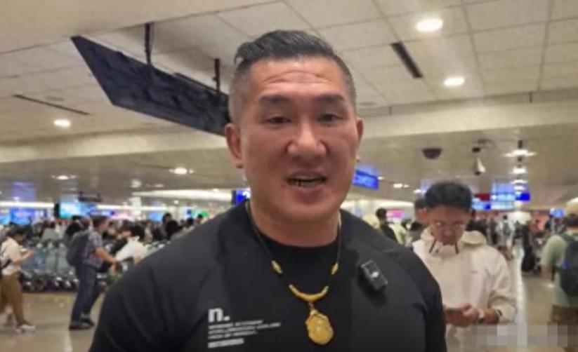 郑丽文即将启程，台湾网红“馆长”直播中喊出一句话，台当局慌了！台海局势近期出现