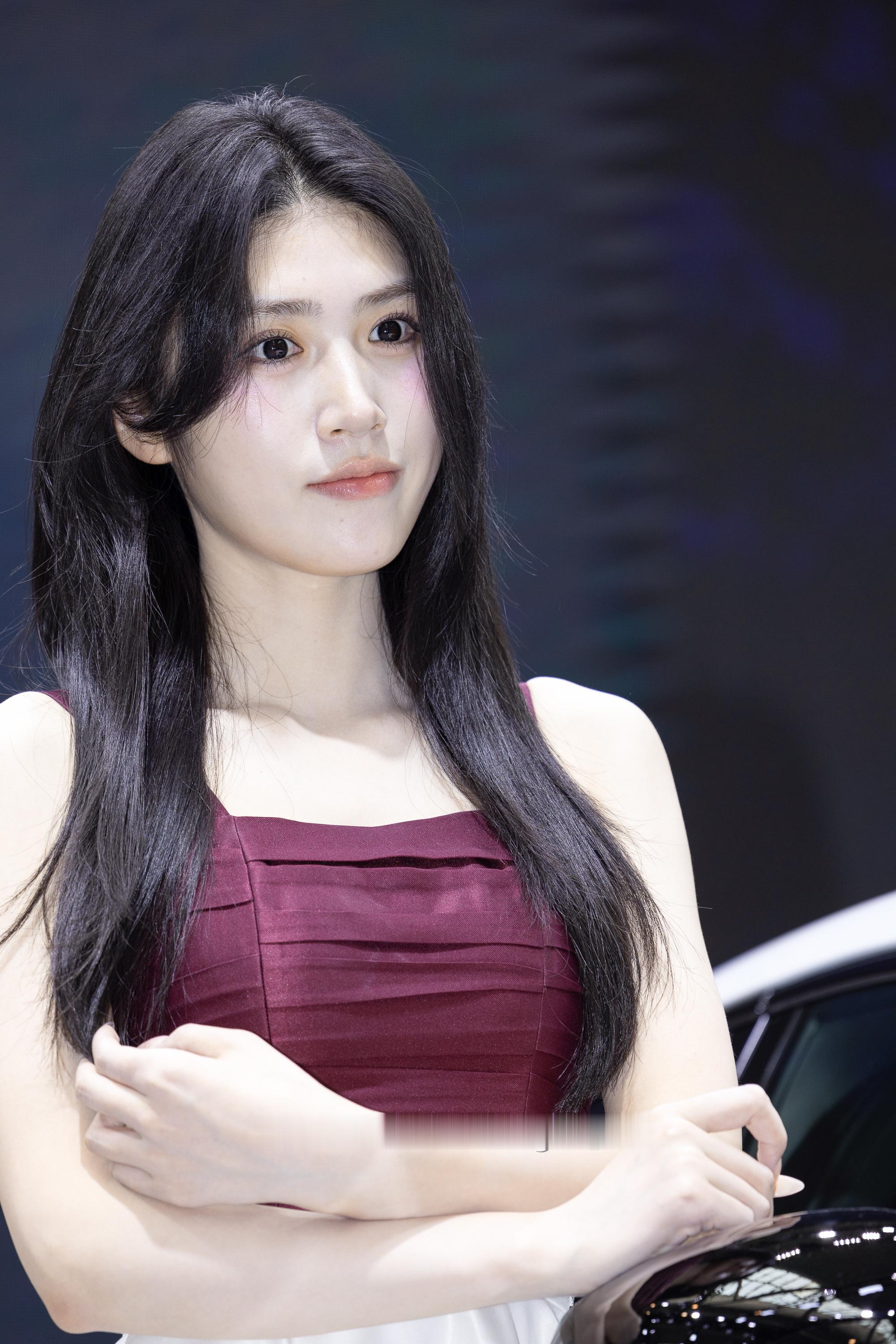 白裙气质美~~