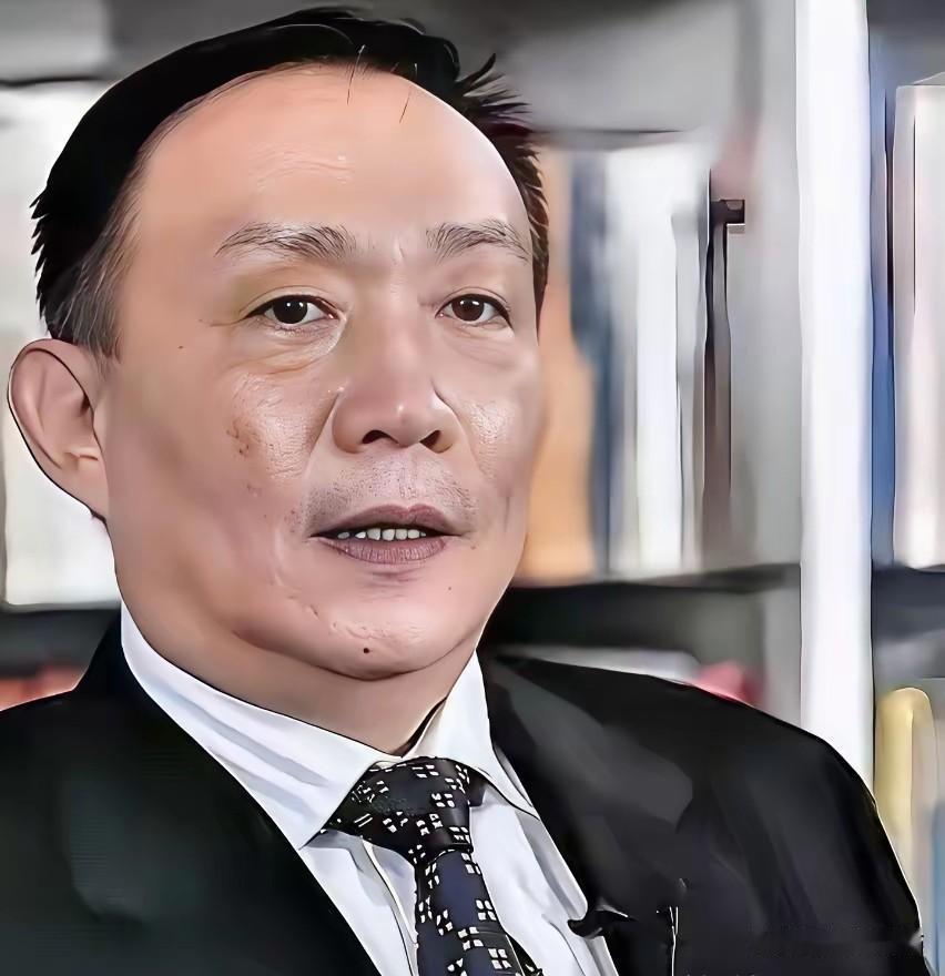 卢麒元警示顶级渗透：最高明的颠覆，从不用偷情报、策反人心卢麒元说:最狠的间