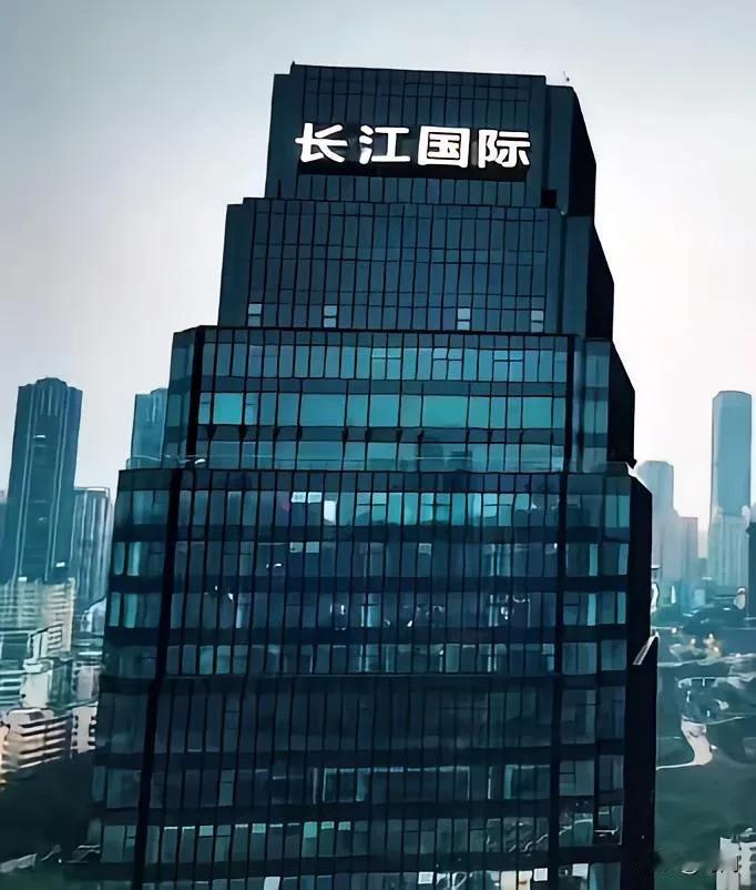 时代峰峻最近有点背，又出商标事件被传言要索赔15亿，就是那个批量制造速成男团“时