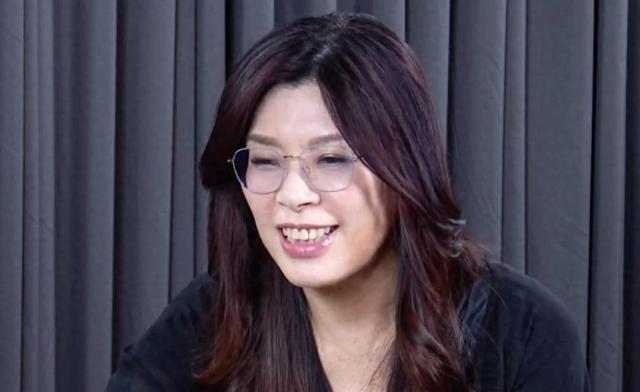 局势变得太快！国民党元老对郑丽文提了一个要求，统一进入新阶段2025年11月8