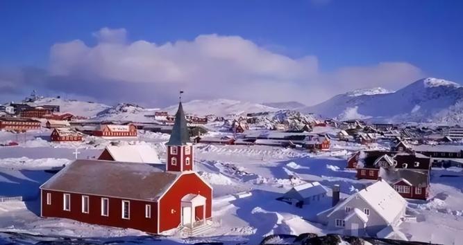 这老美的脑回路，有时候真让人看不懂。格陵兰岛那种鸟不拉屎的地方，全是冰疙瘩，离