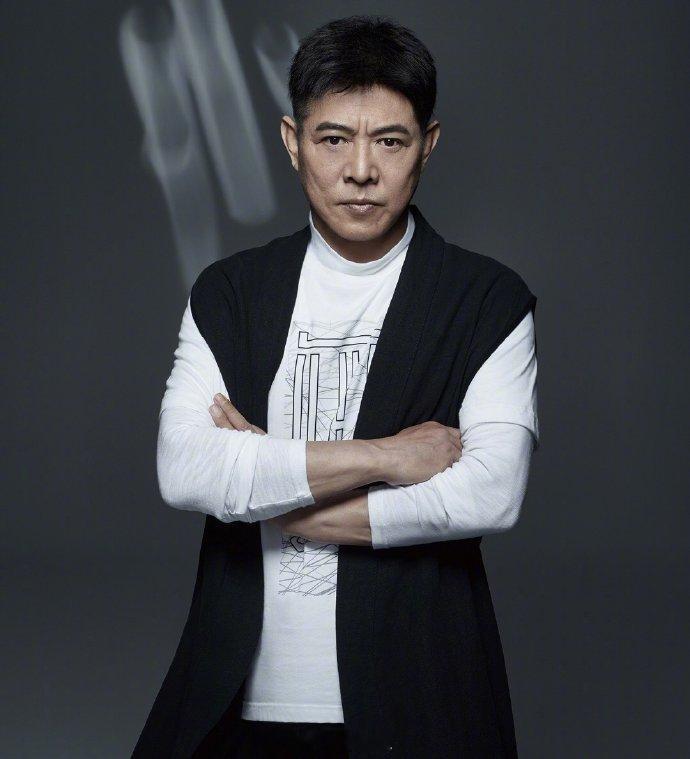 李连杰拍短剧面相都变了62岁李连杰荧屏状态转战短剧的李连杰风采依旧不减当年啊，