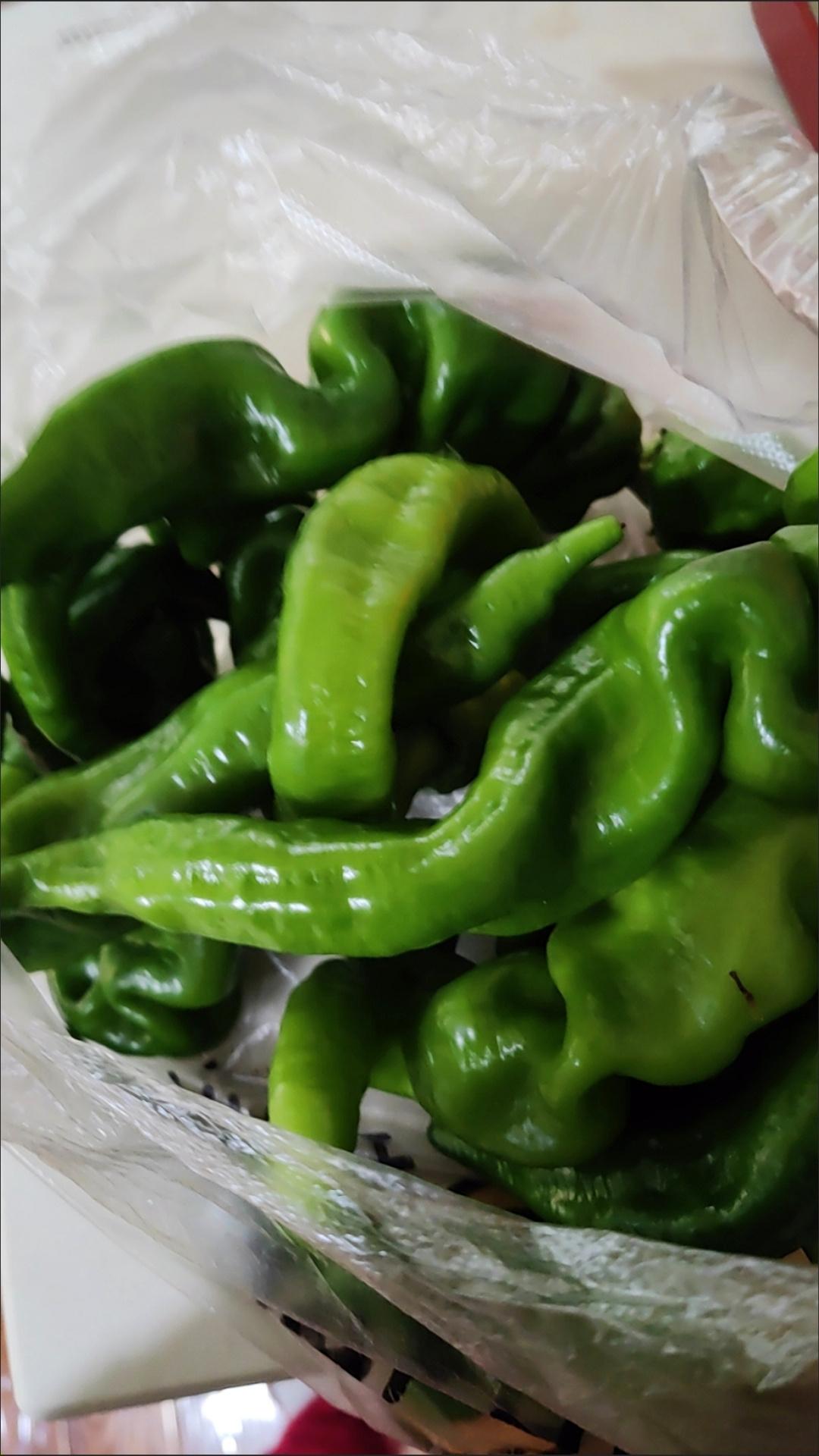 饭量养出寿命1.三分饱：肠胃叫2.四分饱：疾病绕3.五分饱：晚餐好