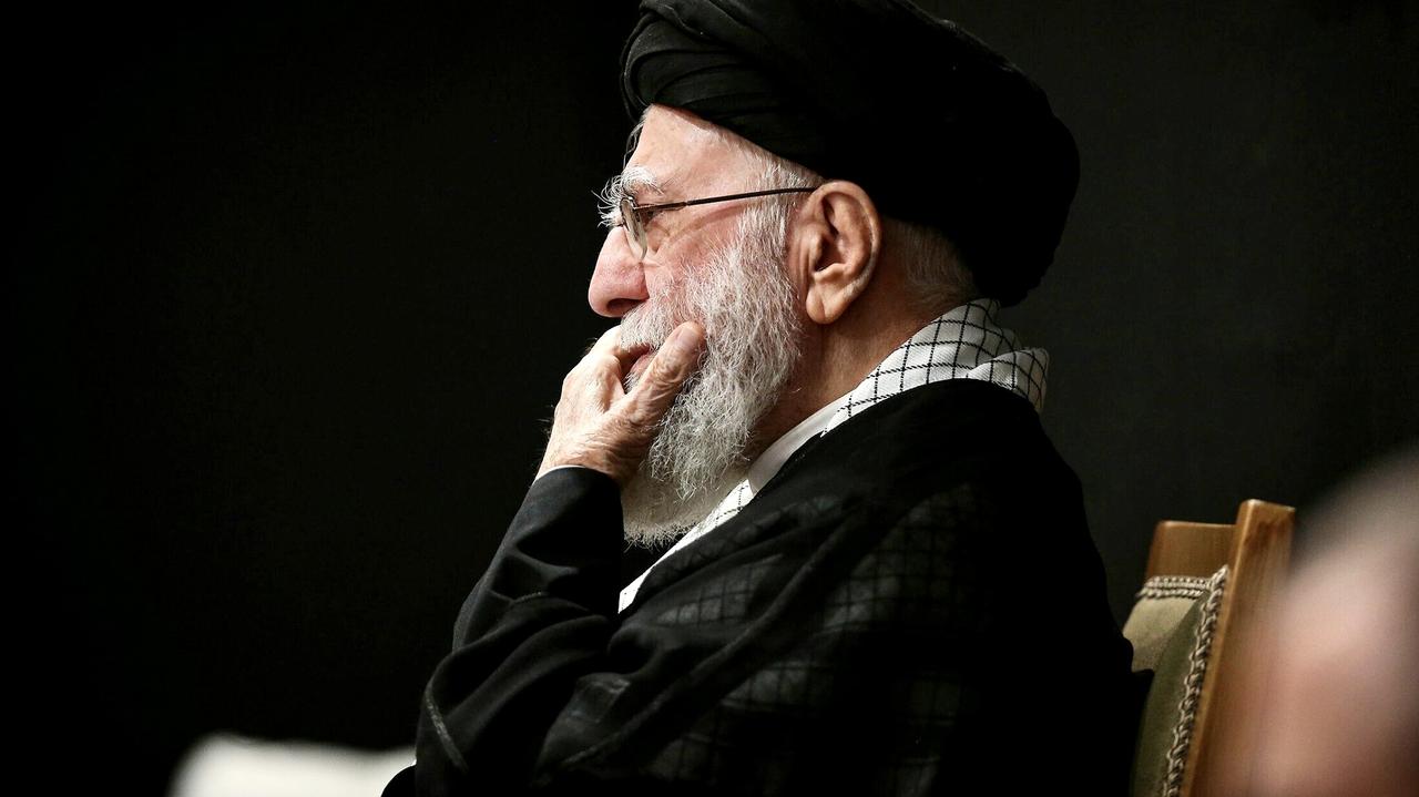 伊朗威胁还有人怕吗？伊朗一名高级官员告诉路透社，伊朗已警告包括沙