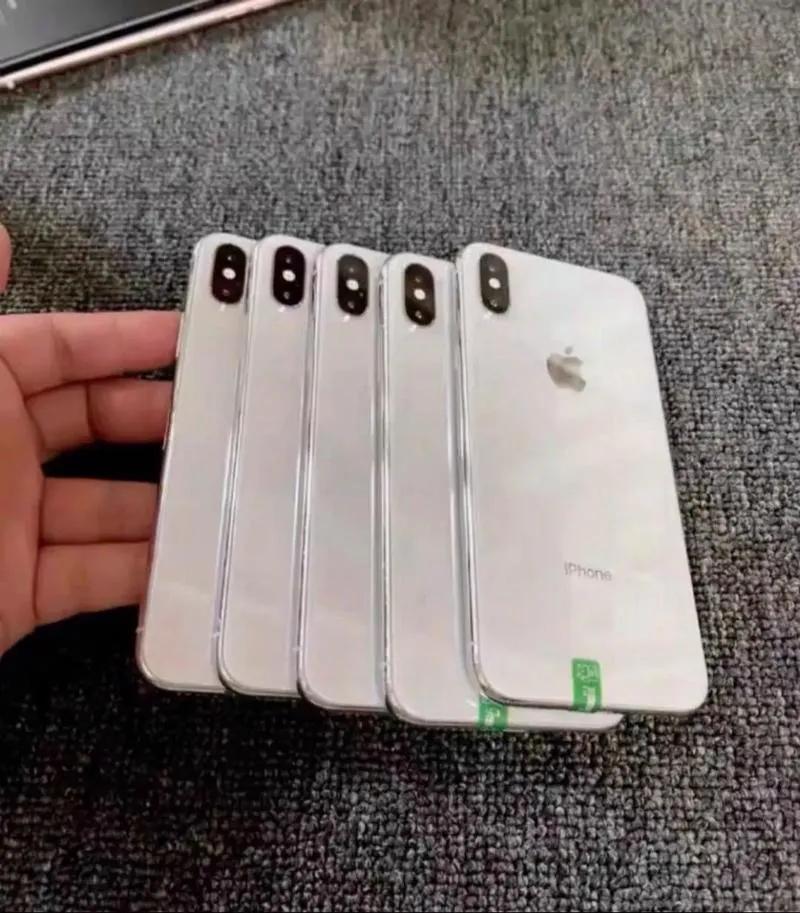 各位，一个坏消息：苹果终于涨价了。好消息是，这次iPhone没有涨价，涨价的是M
