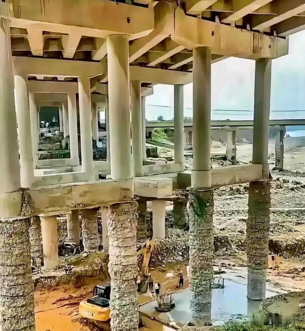 这是被河水冲过的桥墩吗？会不会有安全隐患？