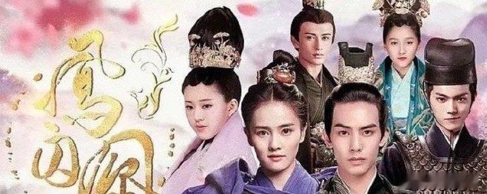 第一张女主是周也第二张女主是关晓彤