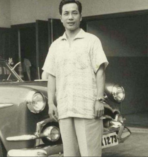 1964年，曹达华在澳门赌场贵宾厅里，“输”掉了3亿身家，按现在来算大概1500