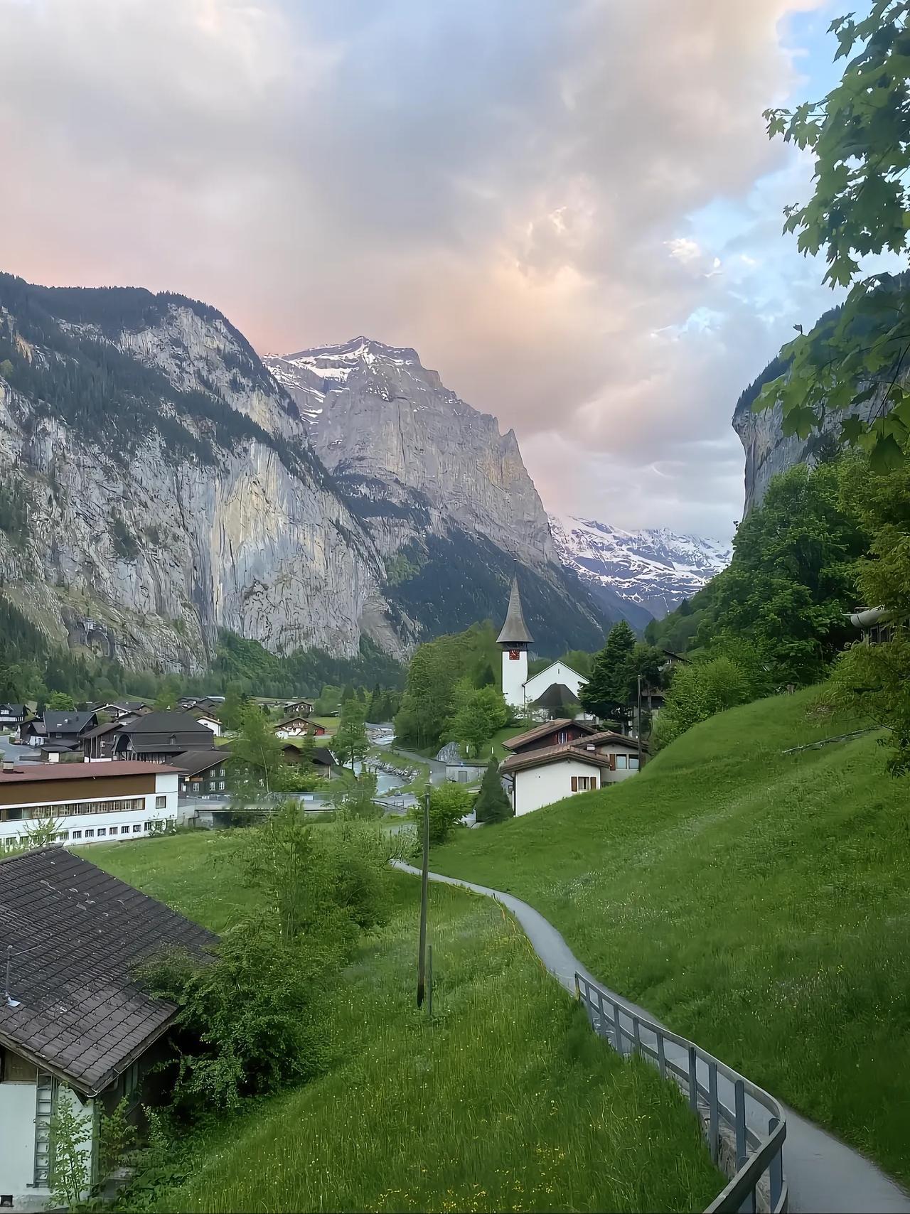 天天喊离婚的女人没有一个是好女人。你以为你离开了这个男的你再找一个男的，然后你就