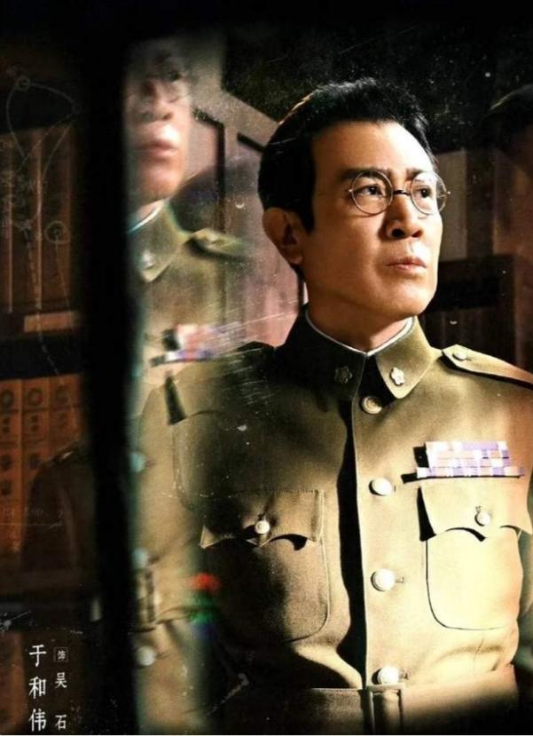 非嫡系的吴石：三位大佬力挺的逆袭，终成信仰的献祭回想起追《沉默的荣耀》时，