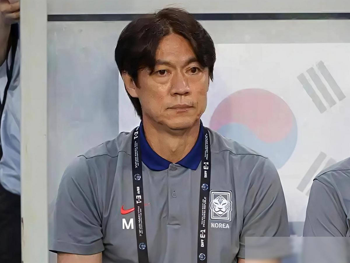 我问我爸韩国为啥连32强都没进去?我爸说冰冻三尺非一日之寒：这话我认一半。但把