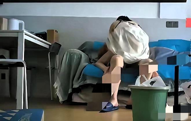 婚姻里最愚蠢的侥幸就是以为隐秘的背叛能永远藏得住近期院长、主任级别的公职人员