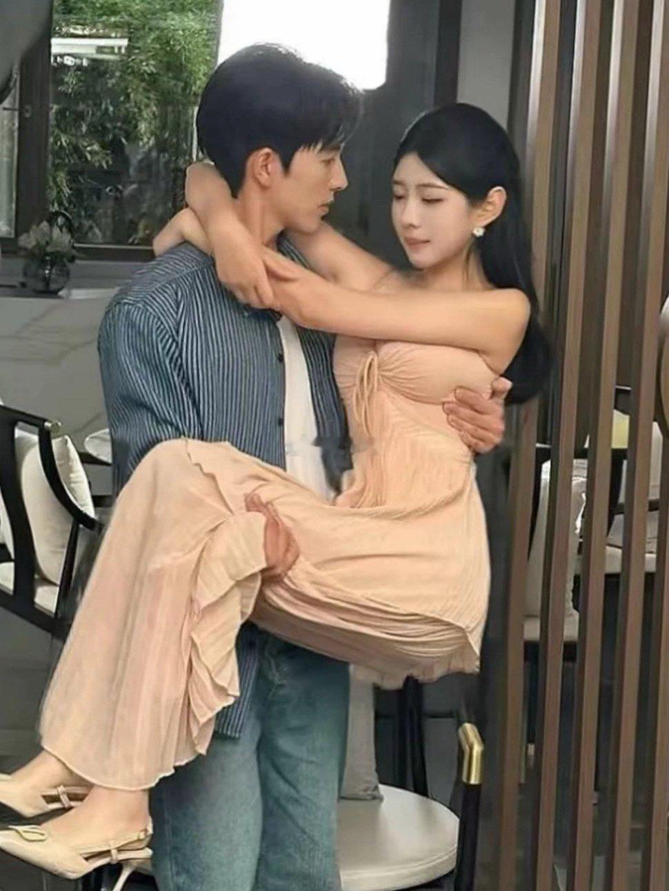 事实证明，女演员牺牲比男演员大啊！