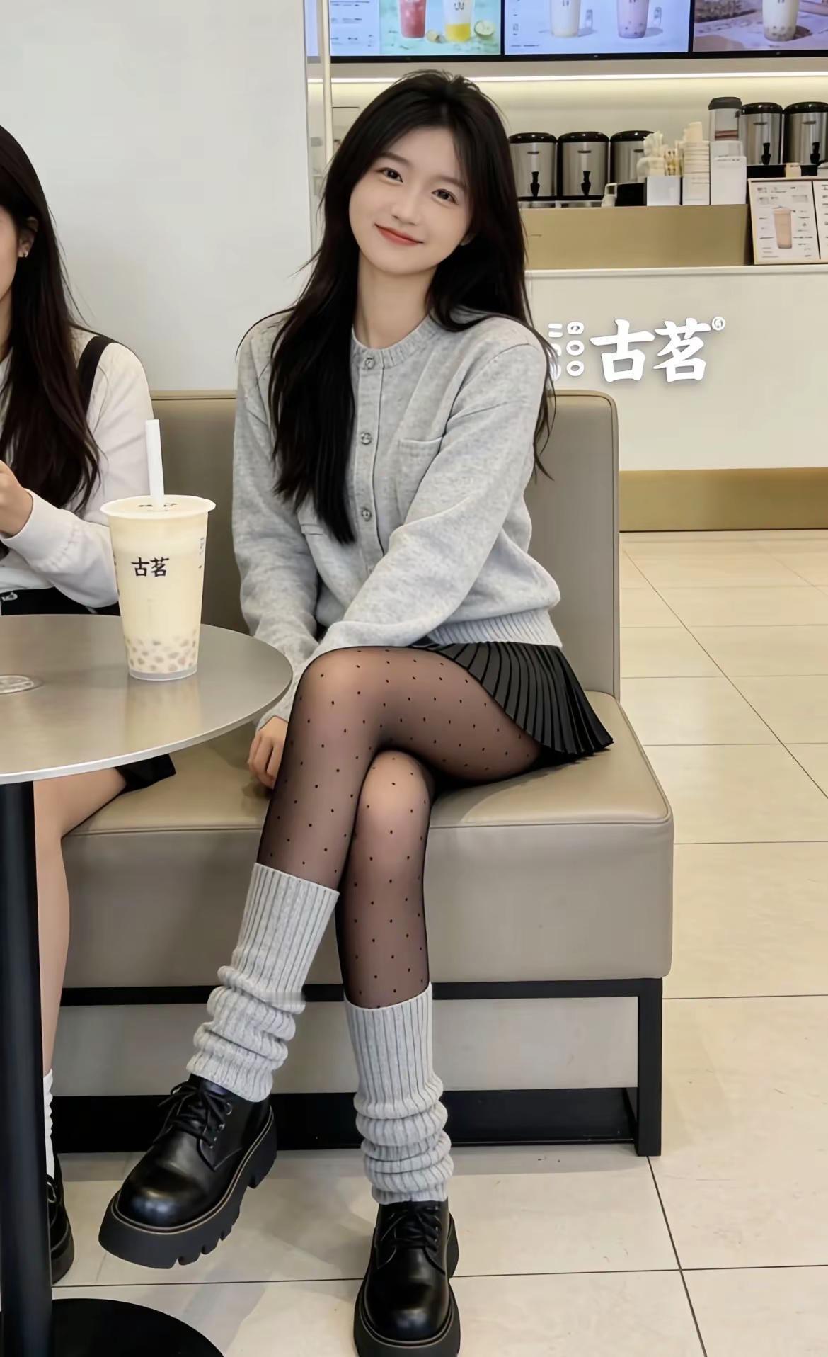 穿这样喝古茗，算不算顶配？休闲穿搭分享今日穿搭穿搭