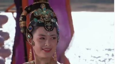 红不红真的得看命！这位像既阿娇又像宁静还像倪虹洁的女演员，演了38次女一号，