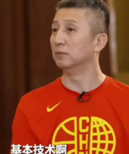 前不久中国男篮主教练郭士强在接受咪咕主持人杨健采访时，被问道这次中国男篮国家队的
