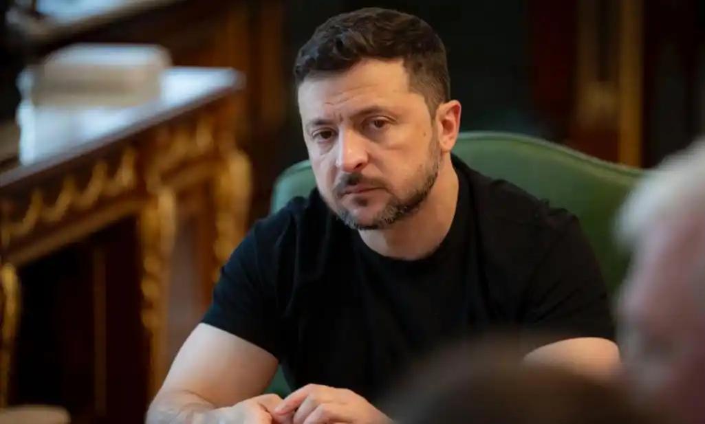 三年多战争打下来，乌克兰不仅没有什么收获，转头一看自己什么也没有了。原本4500