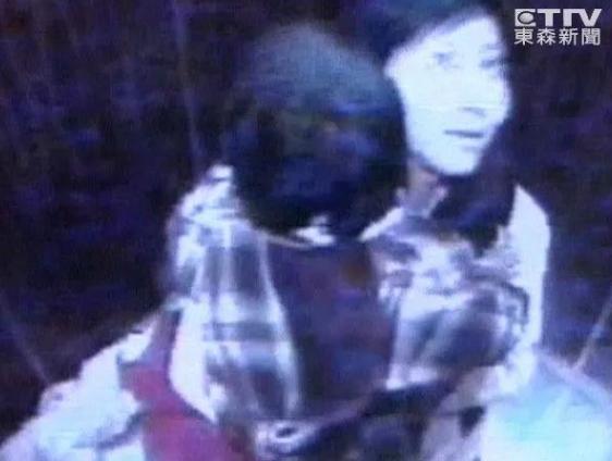 2008年台湾彰化发生了一起至今仍未破解的离奇失踪事件！一名37岁女子抱着4岁的
