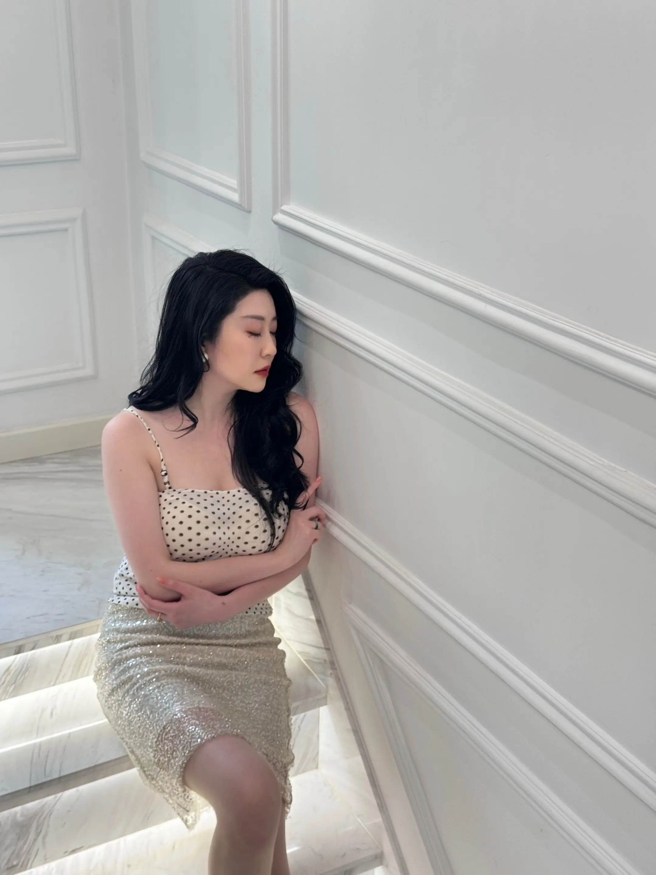一出门就被人惦记 今天在家还不行吗。