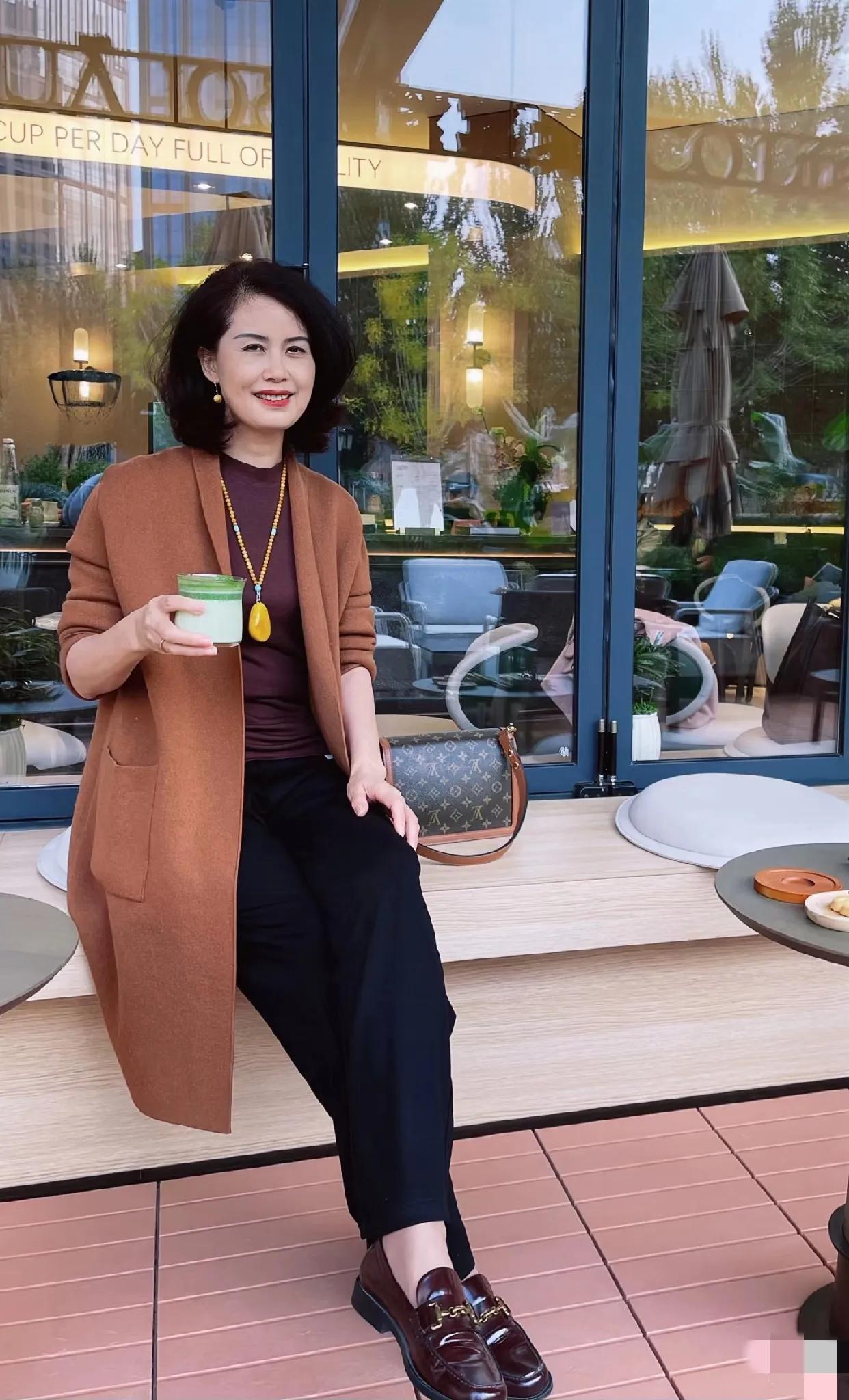 为什么都在说,要和善良的人交往?善良不是选择,而是一种能力——能看穿世故却不世故