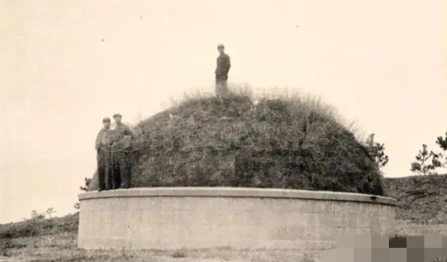1945年抗战刚赢，国民党还没正式还都南京，蒋介石在重庆给何应钦下了个口头密令，