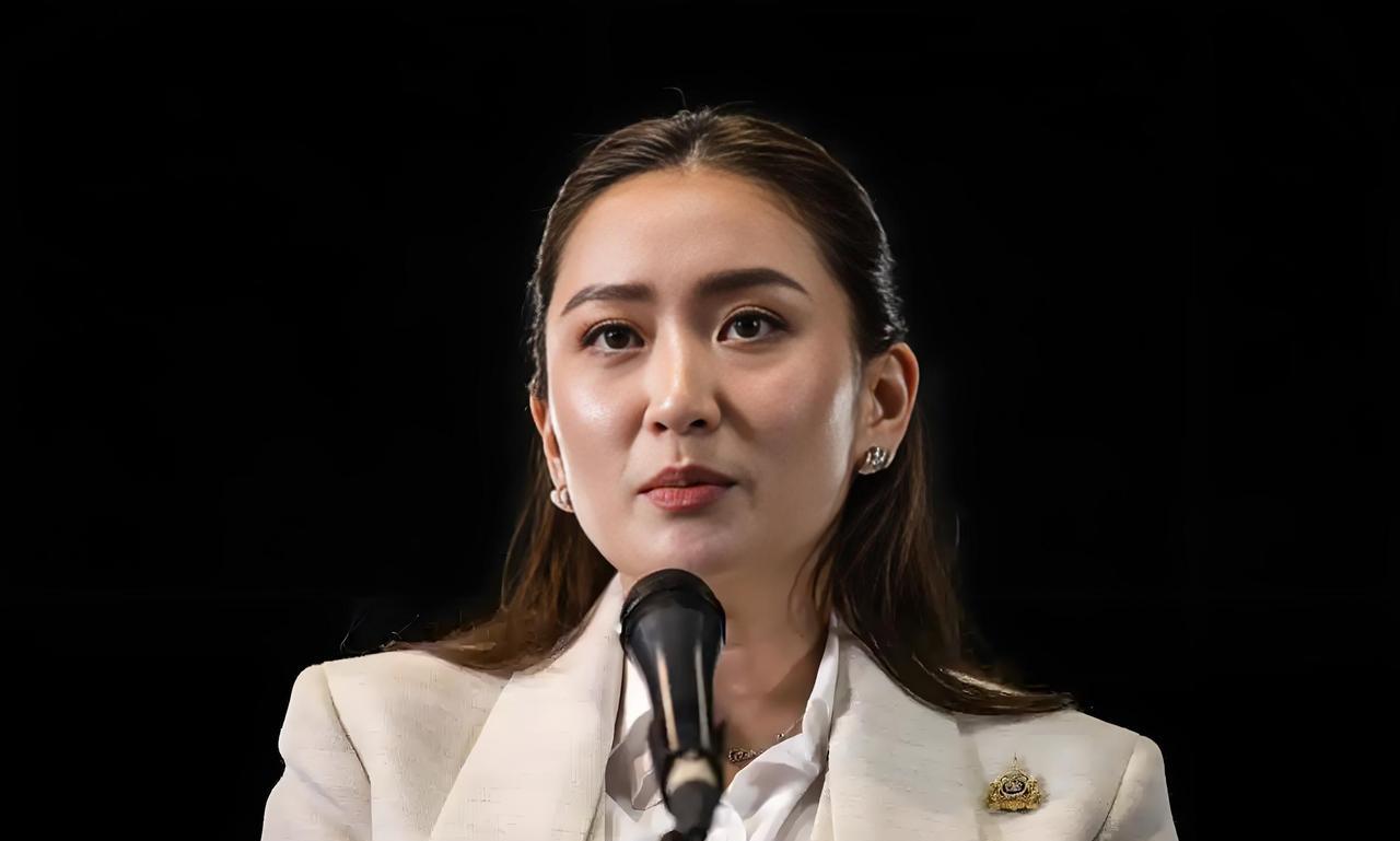 泰国传来好消息，佩通坦关键证人出庭作证，恢复职位基本上稳了。第一个好消息，佩通