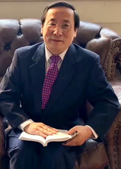 巨浪导弹试射后，高志凯接受澳媒采访：澳洲可以玻璃心，但是管不着中国！7月8日，