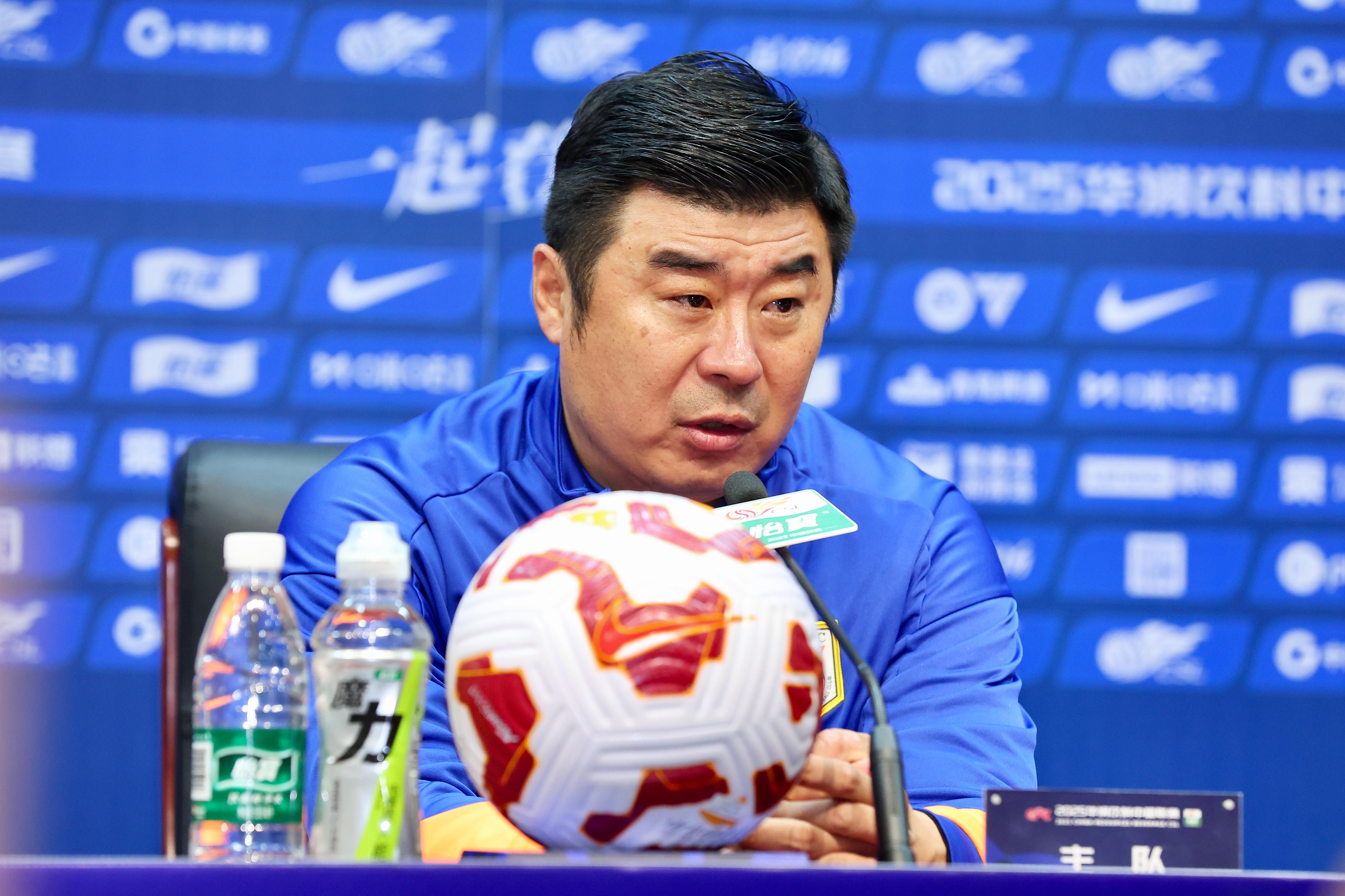 韩鹏: 我们兑现了赛前给球迷的承诺, 有很多伤员也在坚持
