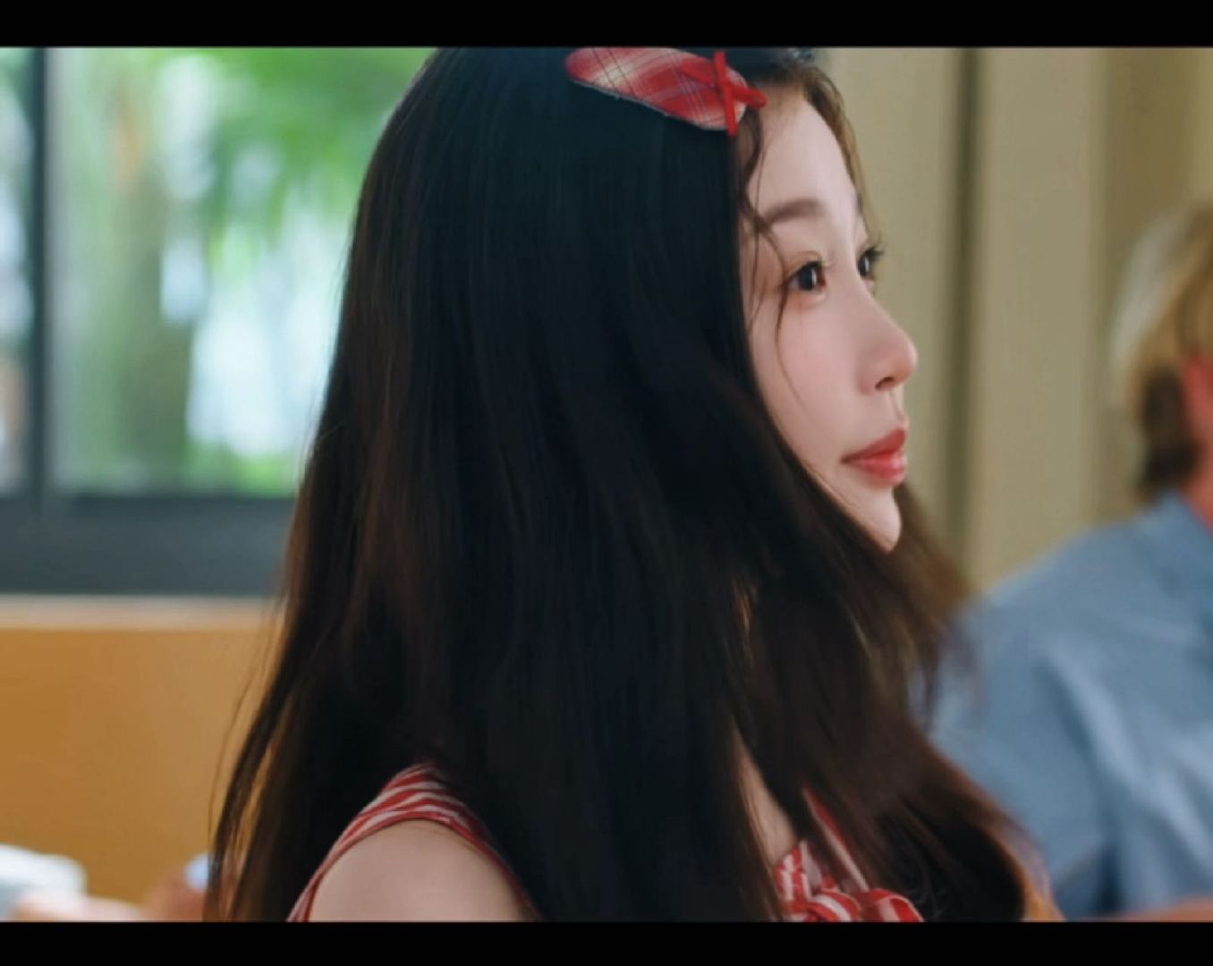 靳朝给姜暮开家长会姜暮偷拍靳朝啊啊啊这个姜暮和靳朝我真的磕死啊!暧昧期的拉扯我