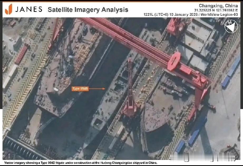 第三艘054B来袭！建造神速英国简氏防卫周刊最新消息显示，第三艘054B正在