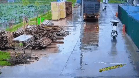 这一下砸下去，人应该很大事情