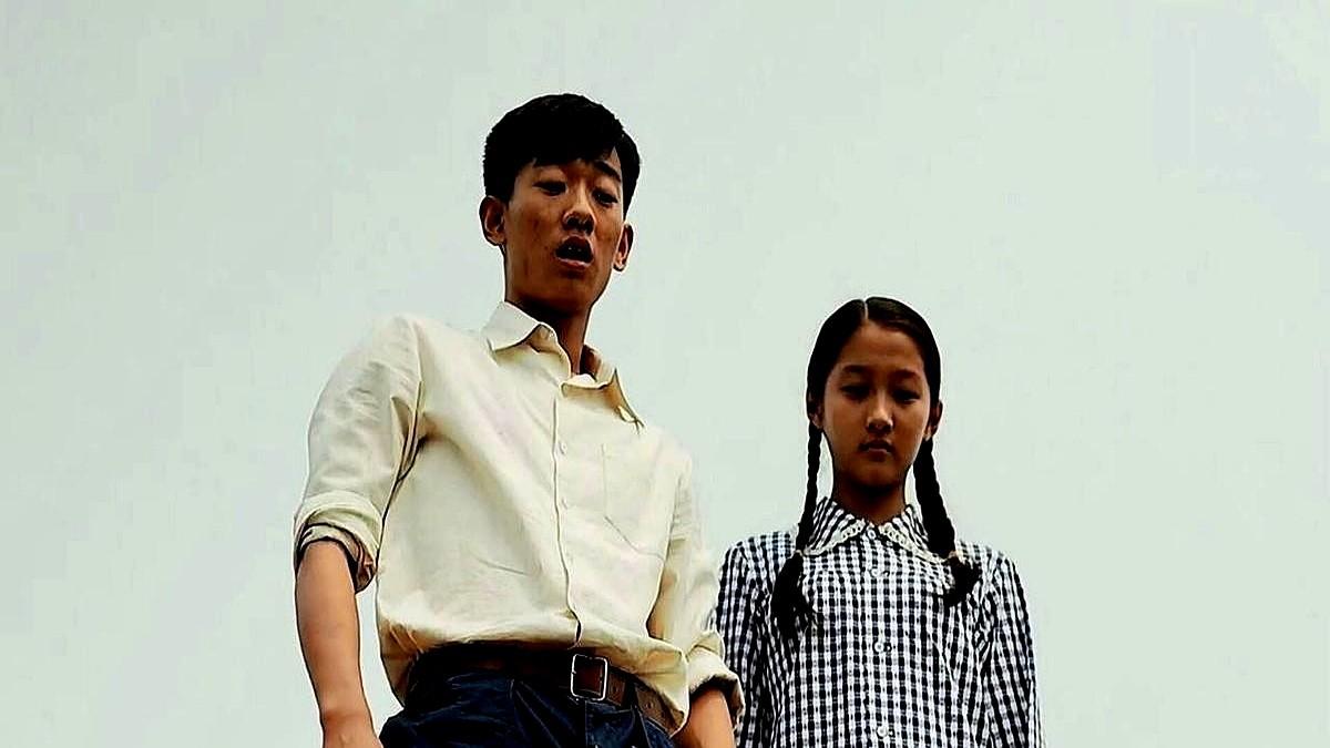 刷了好几遍《父母爱情》，才发现一个事儿，想想还挺有意思的。那五十年相濡以沫的