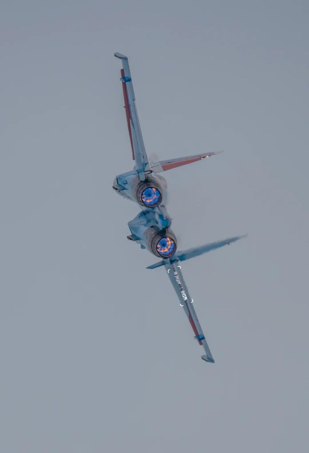 拍到勇士发动机加力瞬间勇士飞行表演队南昌飞行大会航空摄影苏35