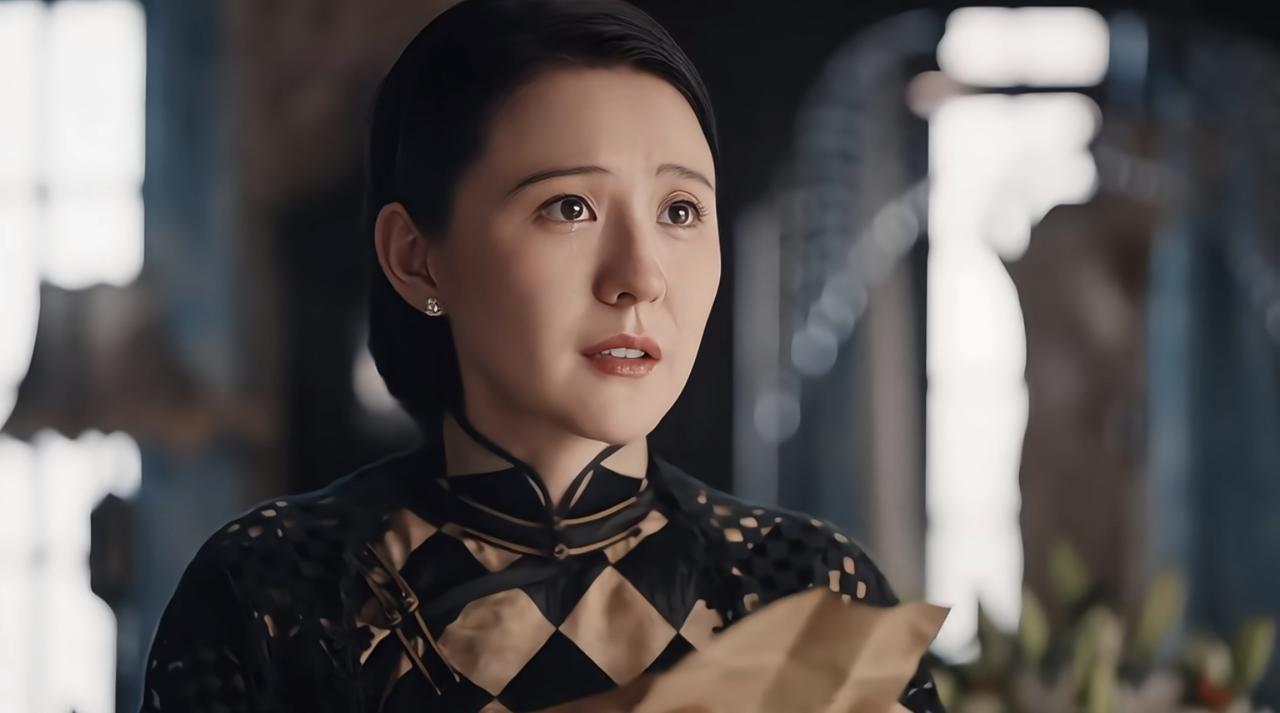 褚韶华大哥把秘方给了韶华，希望韶华把爷爷的药铺发扬光大……褚韶华的大哥很有自