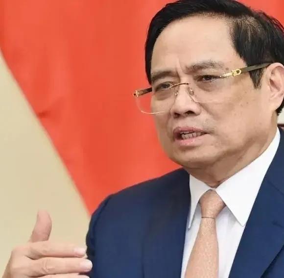 越南总想拿不值钱的诱饵去钓大鱼精明过头了，把大家都当傻子，举几个例子！大家看