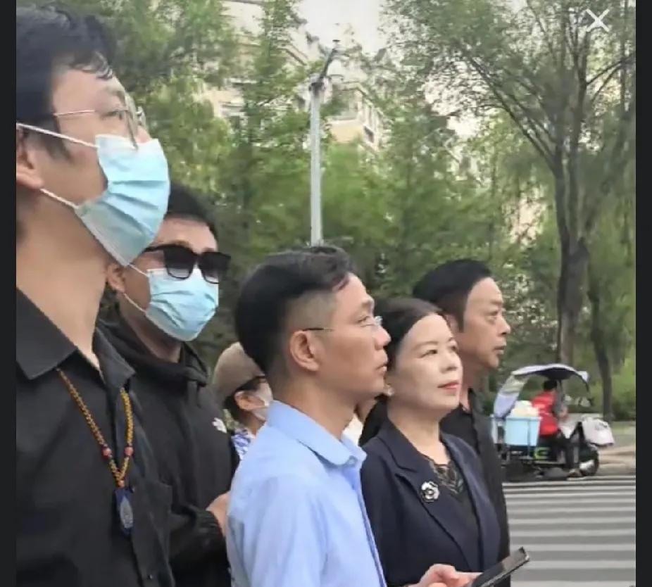 新动态：十恶不赦，抛弃养子，吃人血馒头，这名头给许敏安的挺大呀！请问是谁拒绝许