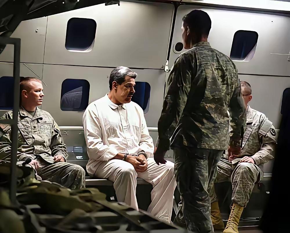 从今天开始，我要承认特朗普不再只是一名成功的商人，而是一名合格的乃至出色的政治家