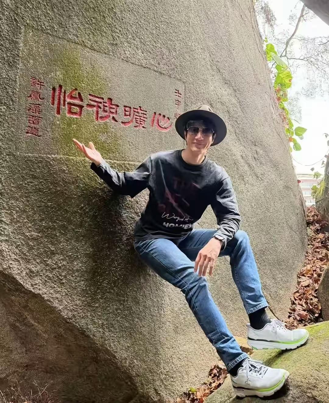 王力宏的前妻看了估计要后悔死！11月4日，王力宏发视频说他去了厦门虎溪禅寺，