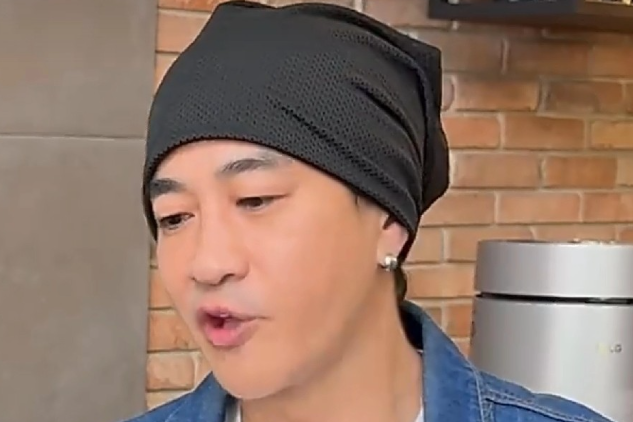 刚刚翻红的何润东连夜冲上了热搜，原因是他字里行间难掩落寞，甚至在线向各位业内人