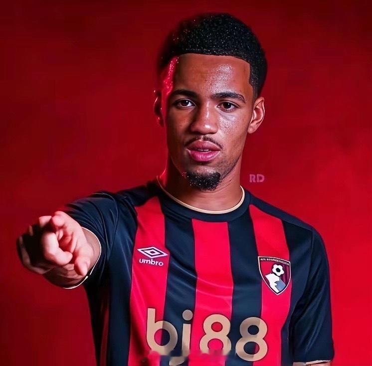 这么好的苗子却没机会，找谁说理去？据天空体育转会专家Topskills独家消息，